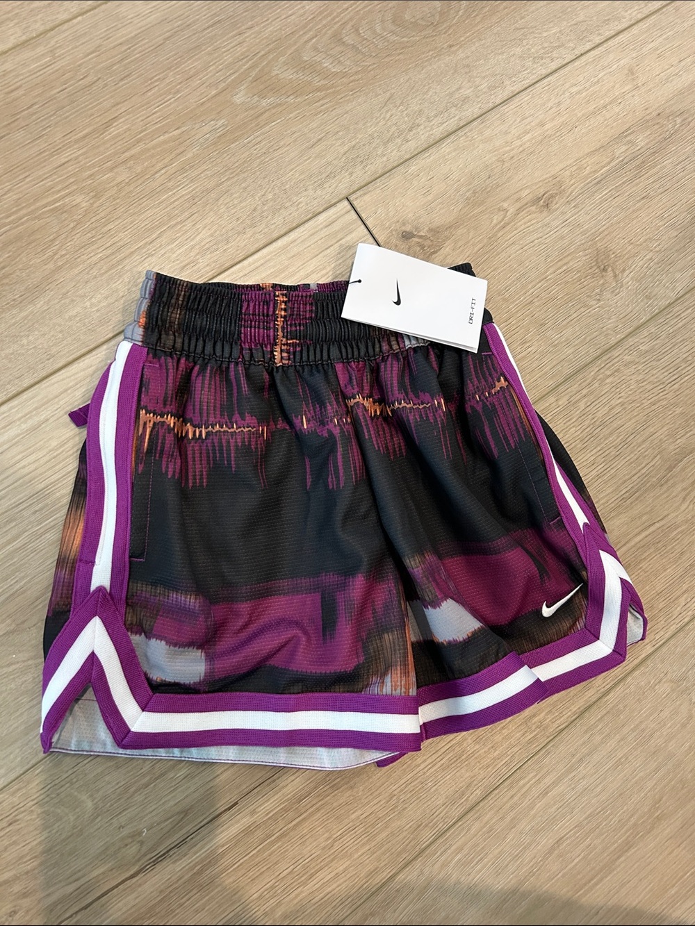 NWT Nike Boys Basketball Shorts Dri-FIT DNA 5 inches inseam Size XS